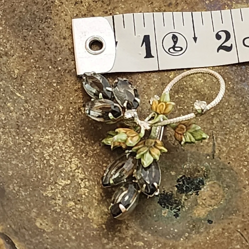 Vintage brooch silver